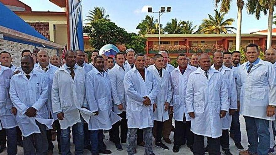 Lombardía espera a médicos cubanos y rusos