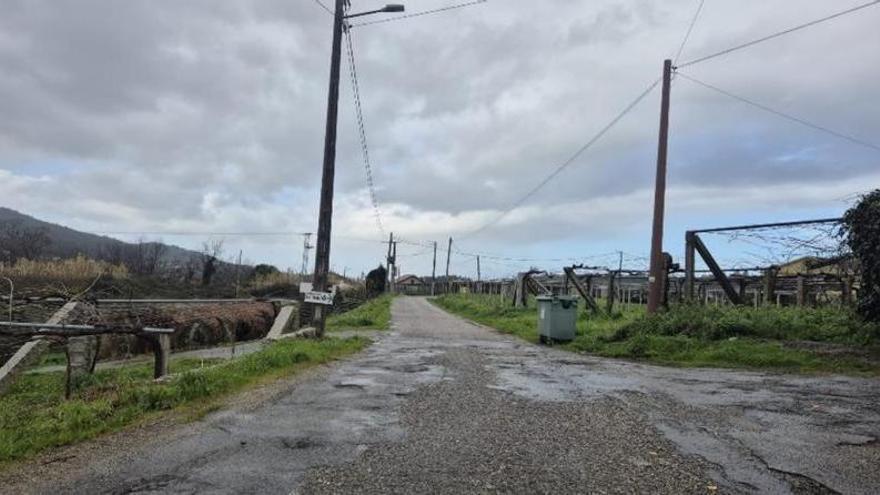 Meis dedica 75.000 euros a mejorar el gastado camino de O Redondelo a Talide
