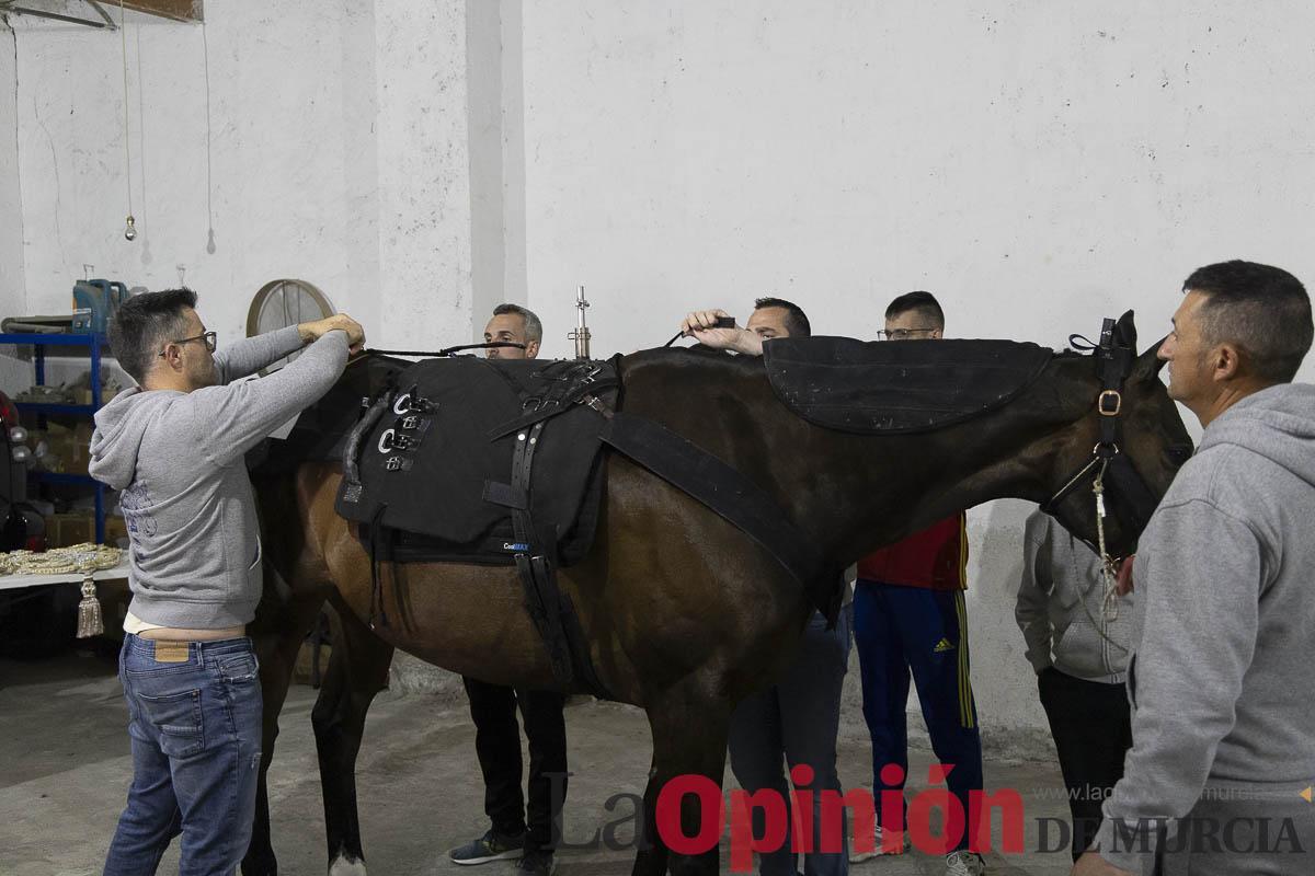 Caballos del vino/Vestir a un caballo_016