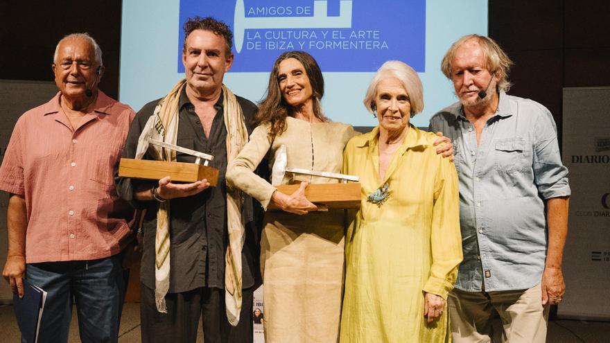Noche de arte alrededor de Ángela Molina y Lio Malca en el Club Diario de Ibiza