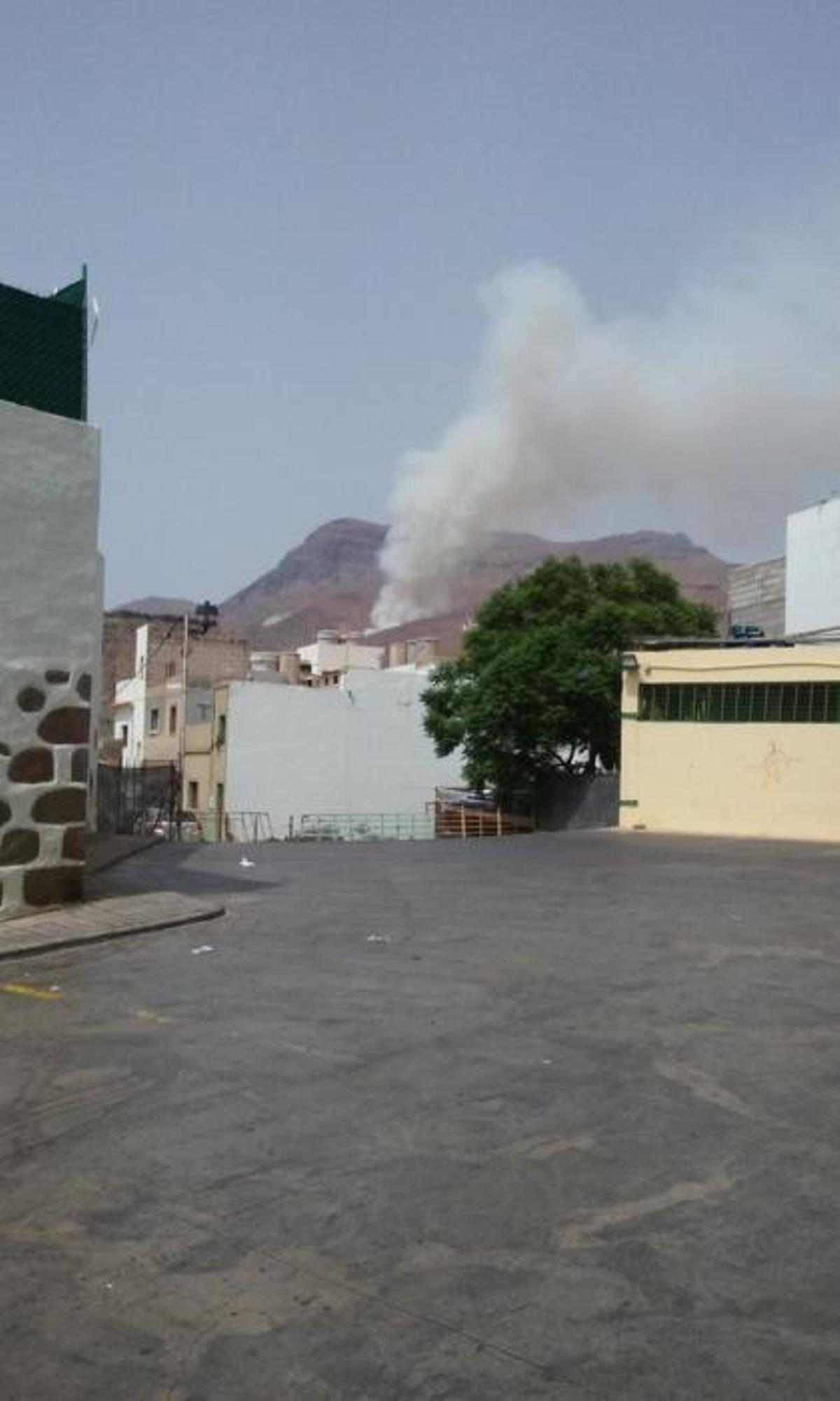 Incendio en un vertedero de La Aldea Incendio en un vertedero de La Aldea