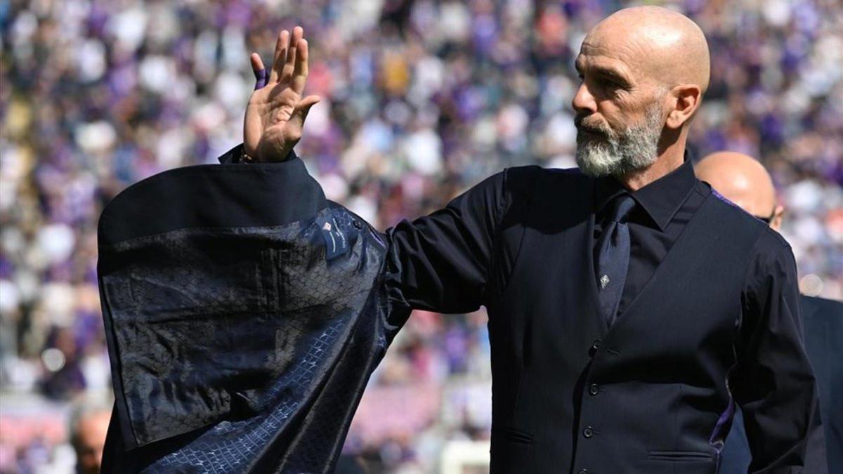 Stefano Pioli anunció su adiós como técnico de la Fiorentina