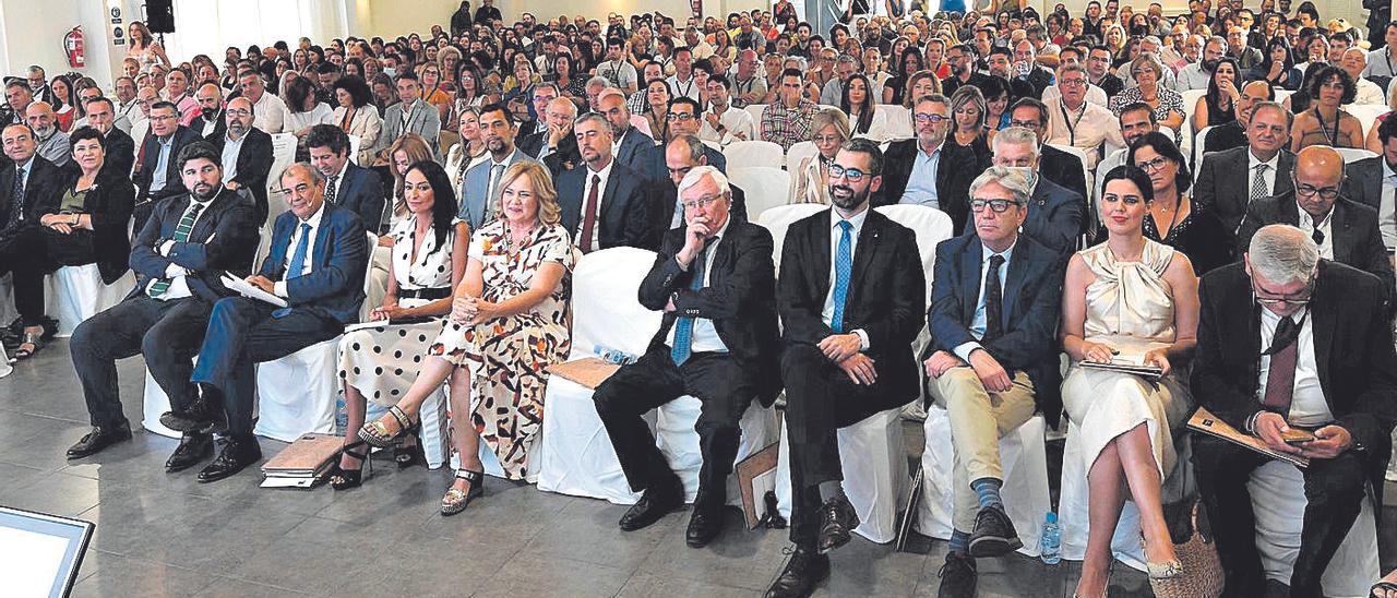 Asistentes a la Asamblea de Ucomur