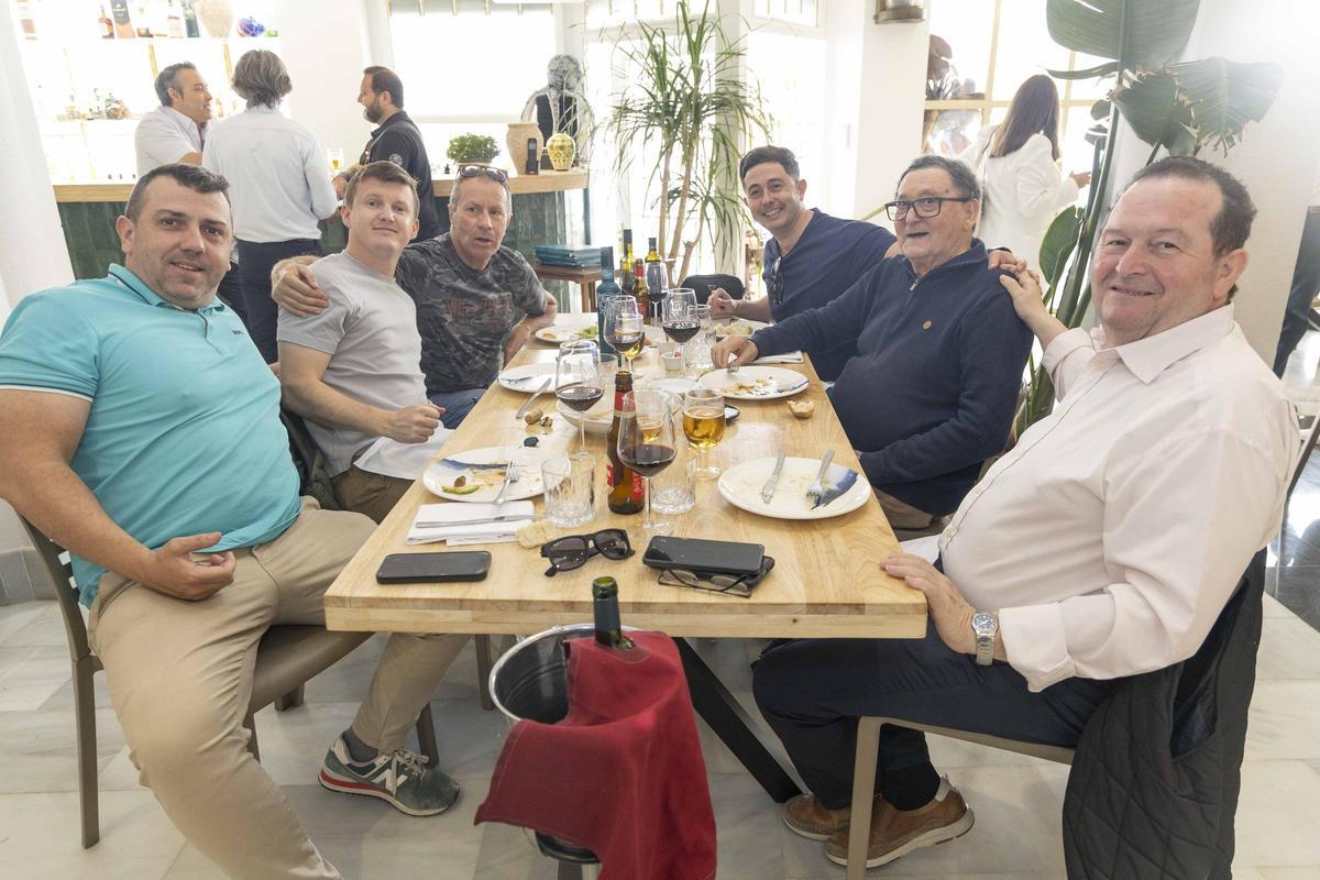 La Taverna Tres14 mantiene viva la cocina de barca de la Vila