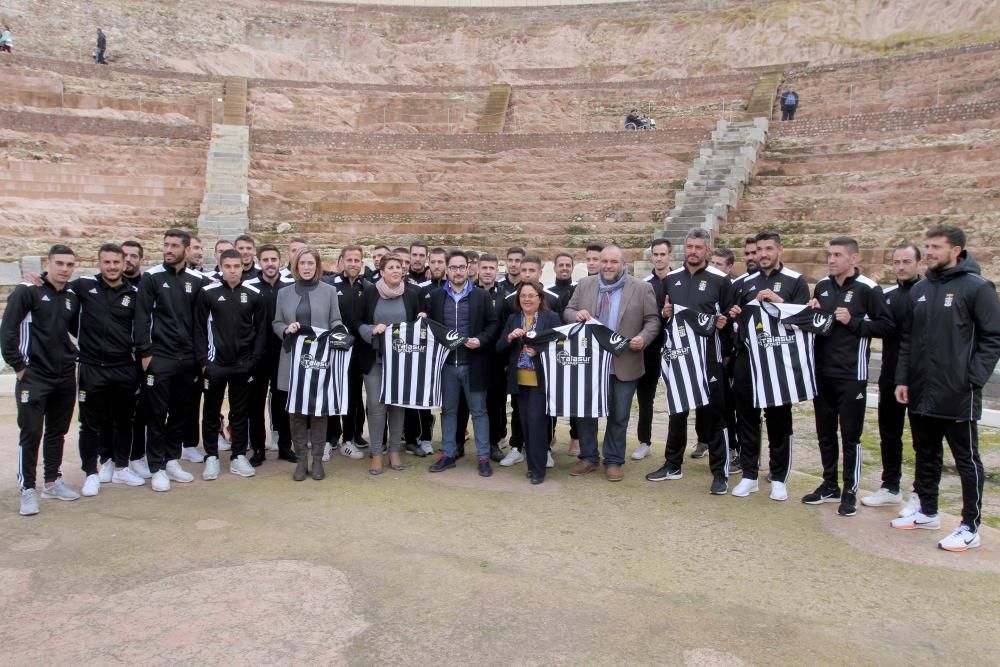 Presentación del logo del Teatro Romano como patrocinador del FC Cartagena