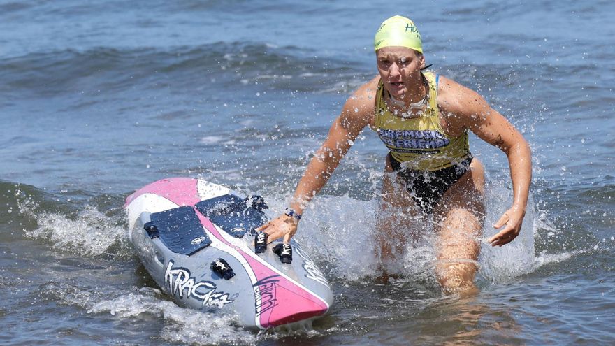 Salinas corona a los reyes del salvamento en el campeonato Surf Life Saving, el triatlón del agua