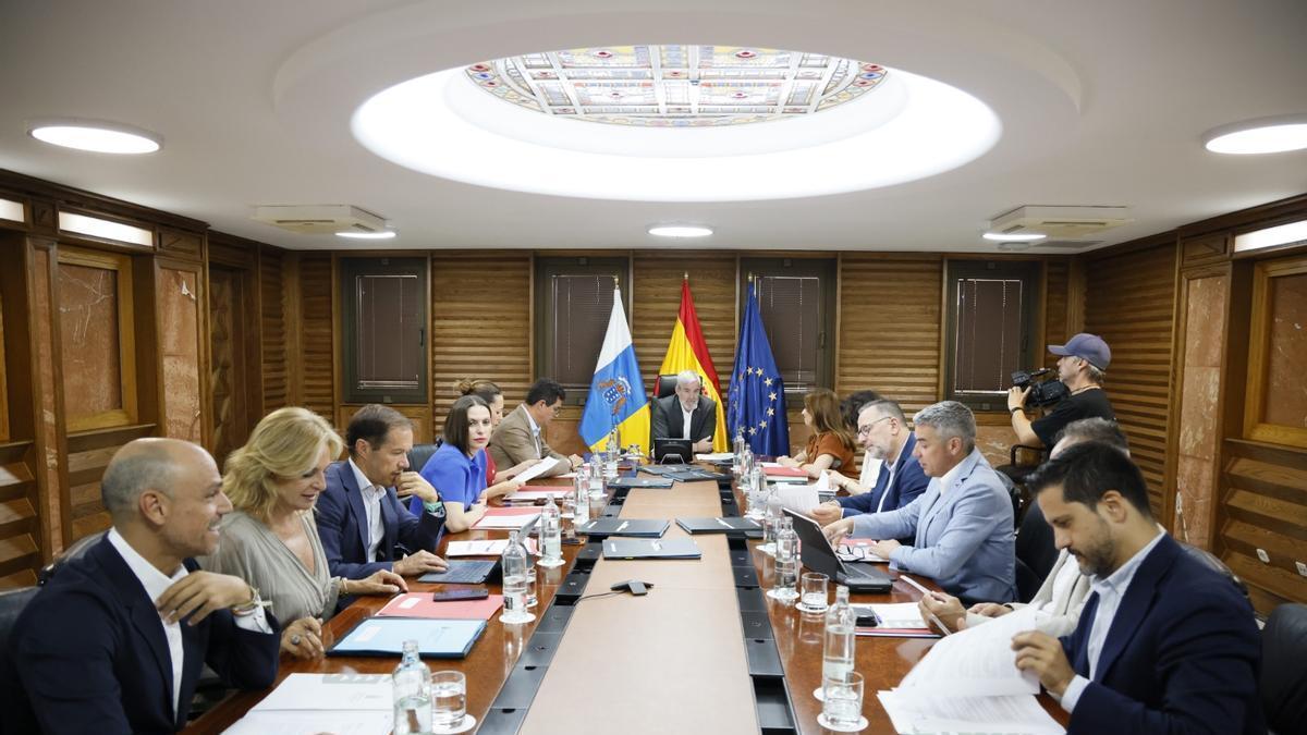 Última reunión del Consejo de Gobierno celebrada el 27 de julio previa al parón de verano.