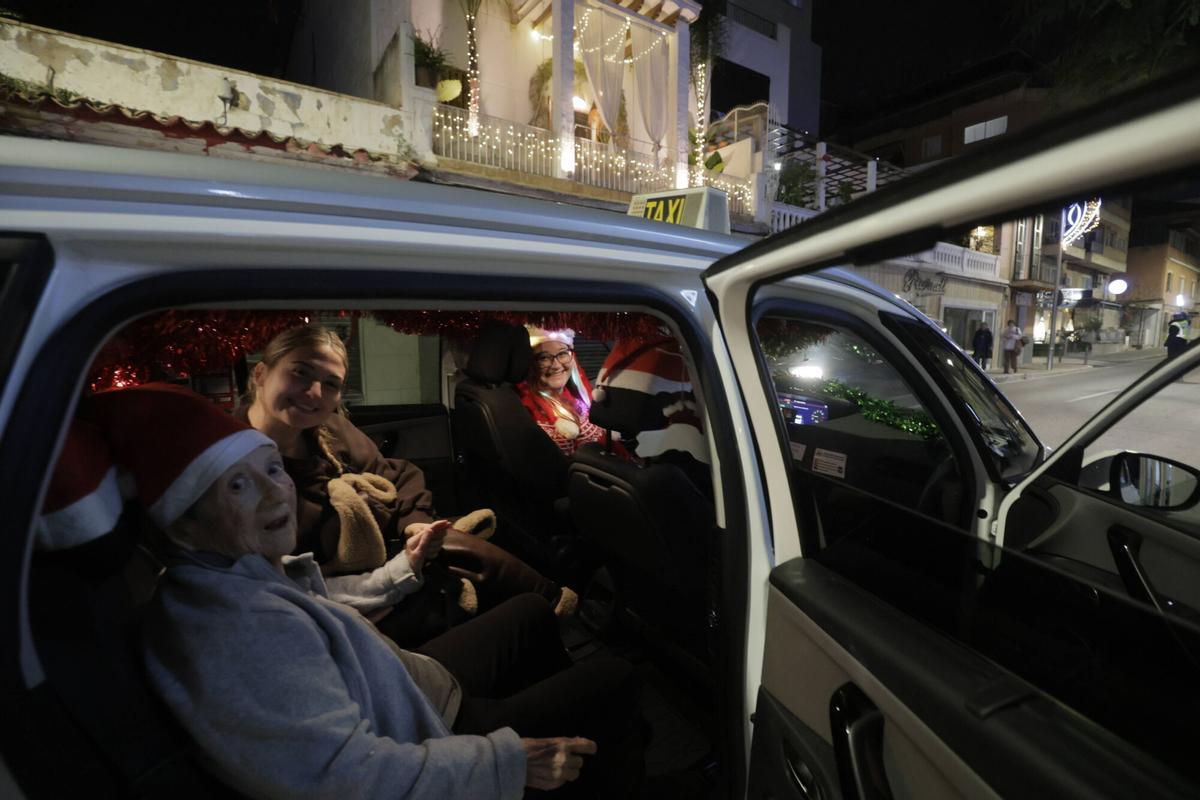 Los taxistas pasean a los mayores por Palma