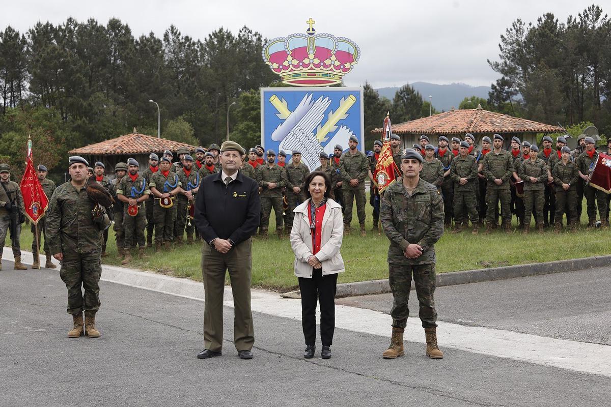 La visita de la ministra de Defensa Margarita Robles al cuartel de Cabo Noval.