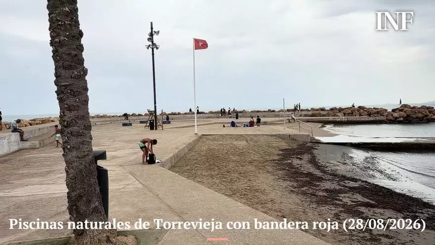 Torrevieja iza la bandera roja esta tarde en sus playas ante el riesgo de meteosunami