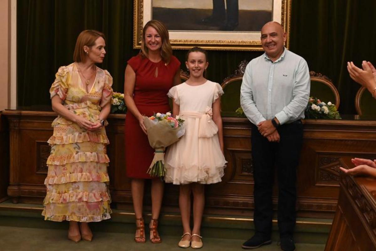 La recepción en el Ayuntamiento de Castelló a las nuevas reinas y damas de la ciudad La recepción en el Ayuntamiento de Castelló a las nuevas reinas y damas de la ciudad