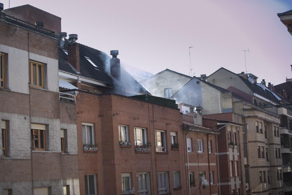 Incendio en Ciudad Naranco .