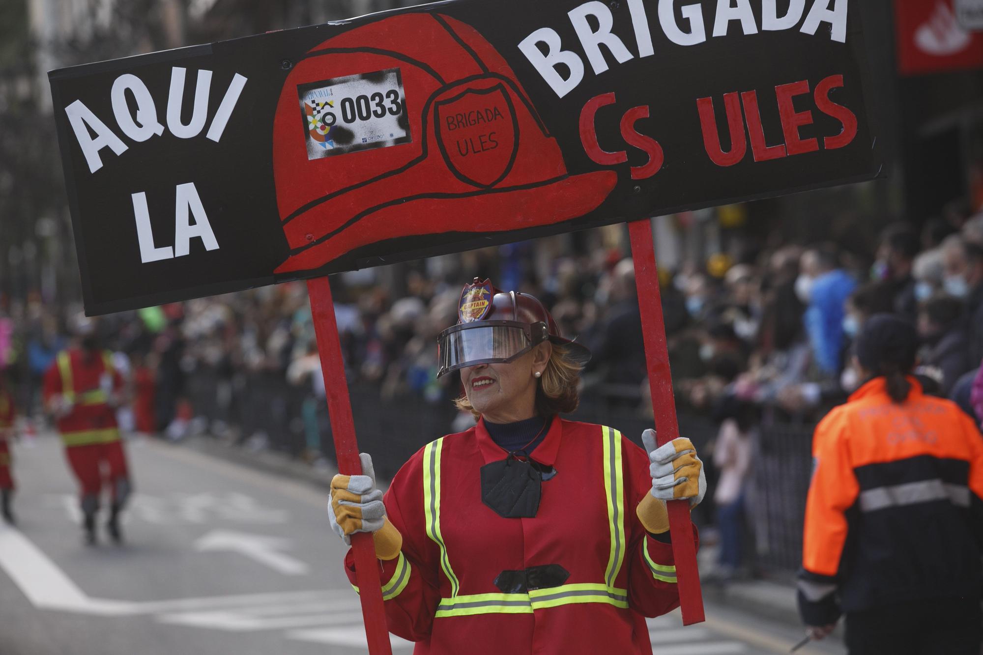 Galería de fotos: Así fue el gran desfile del carnaval en Oviedo