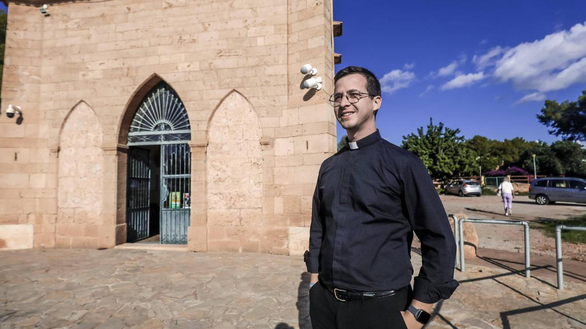 El sacerdote de 31 años, Joan Bausà.