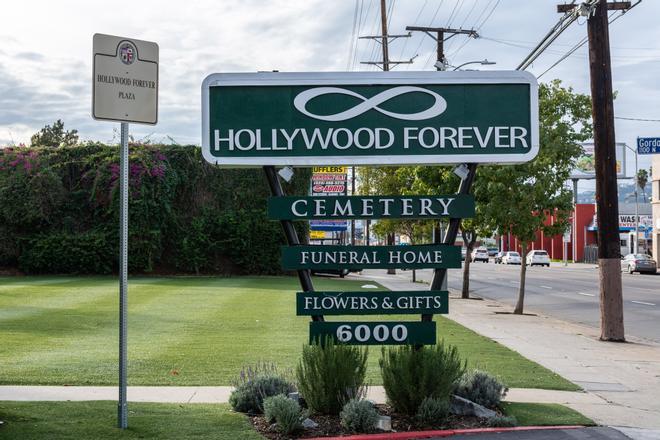 Hollywood Forever Cementery cartel