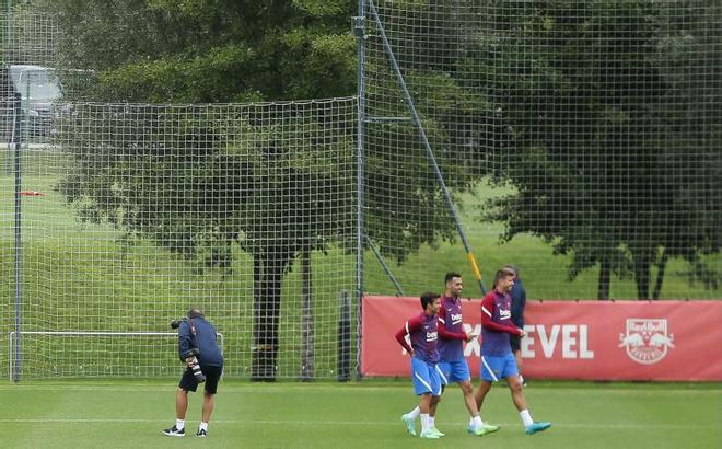 Las mejores imágenes del entrenamiento de hoy del Barça en Salzburgo