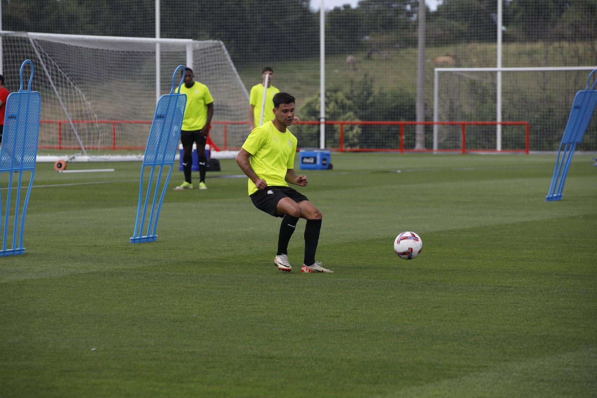 Así fue el primer entrenamiento de la era Albés en el Sporting (en imágenes)