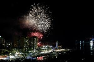 El riesgo de incendios lleva a la cancelación de cientos de fuegos artificiales en localidades de toda España