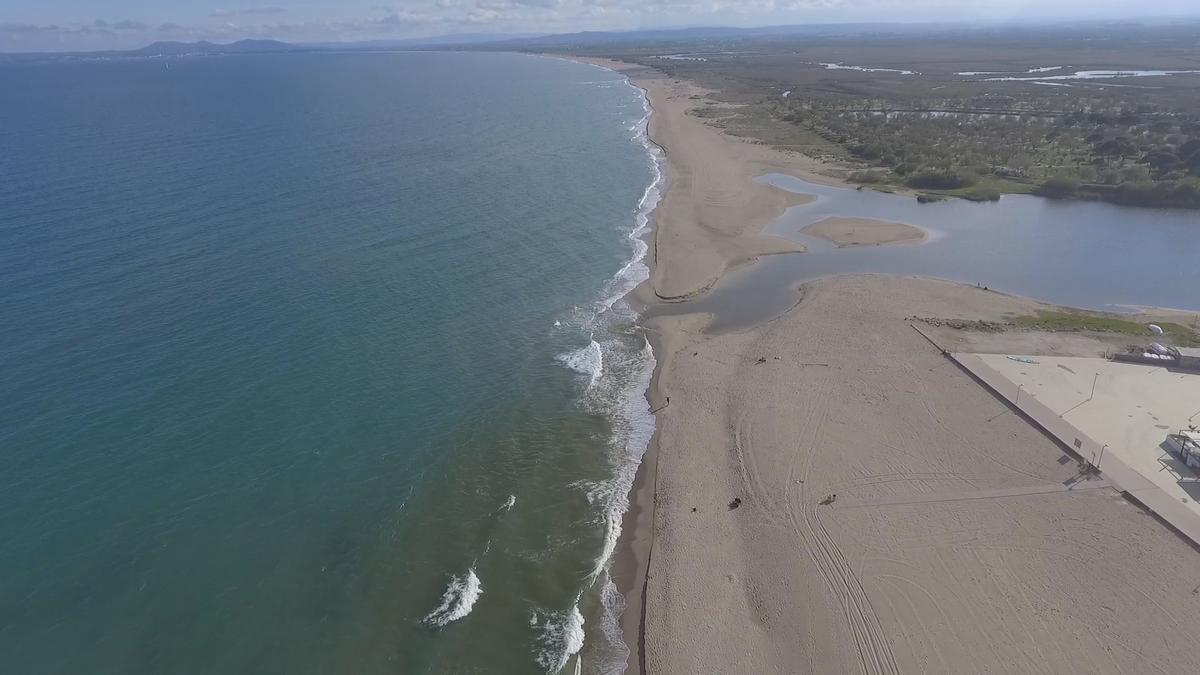 Imatge d'un punt del Golf de Roses, feta amb dron el 21 d'abril del 2021