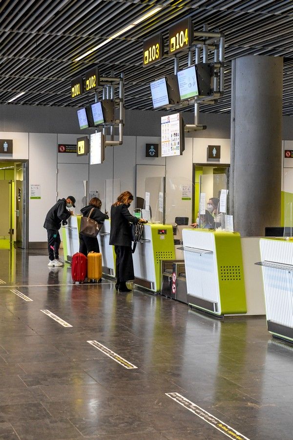 Pasajeros en el aeropuerto de Gran Canaria