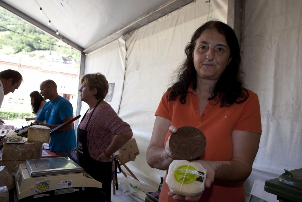 Feria de los quesos artesanos de La Foz