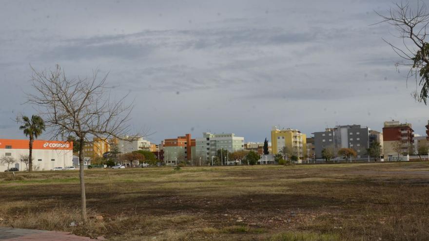 El nuevo instituto se levantará en una parcela municipal de 12.000 m2 situada en la calle Enric Valor. | SÁNCHEZ