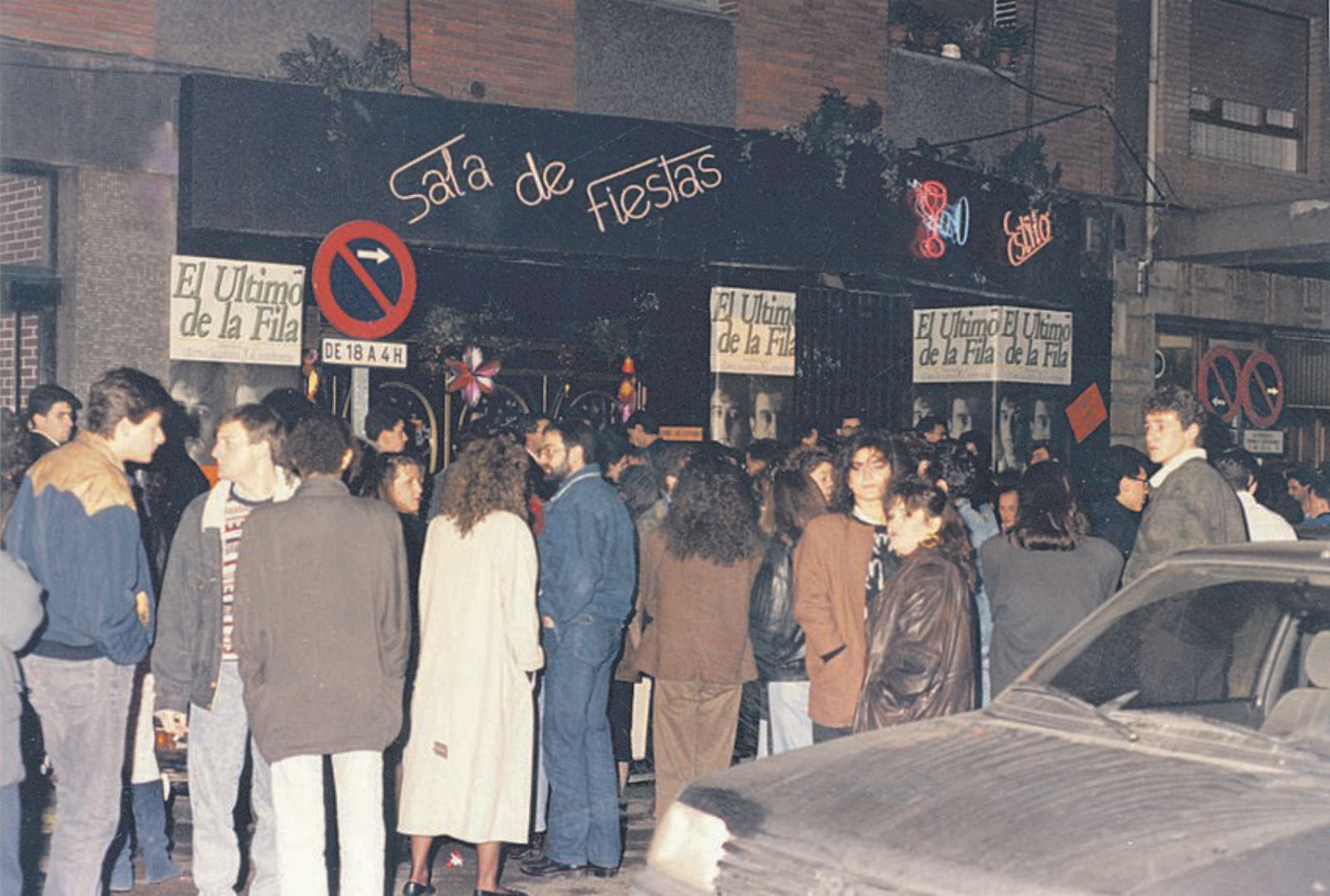 Cierra la discoteca Estilo de Oviedo: un recorrido fotográfico por sus 35 años de historia