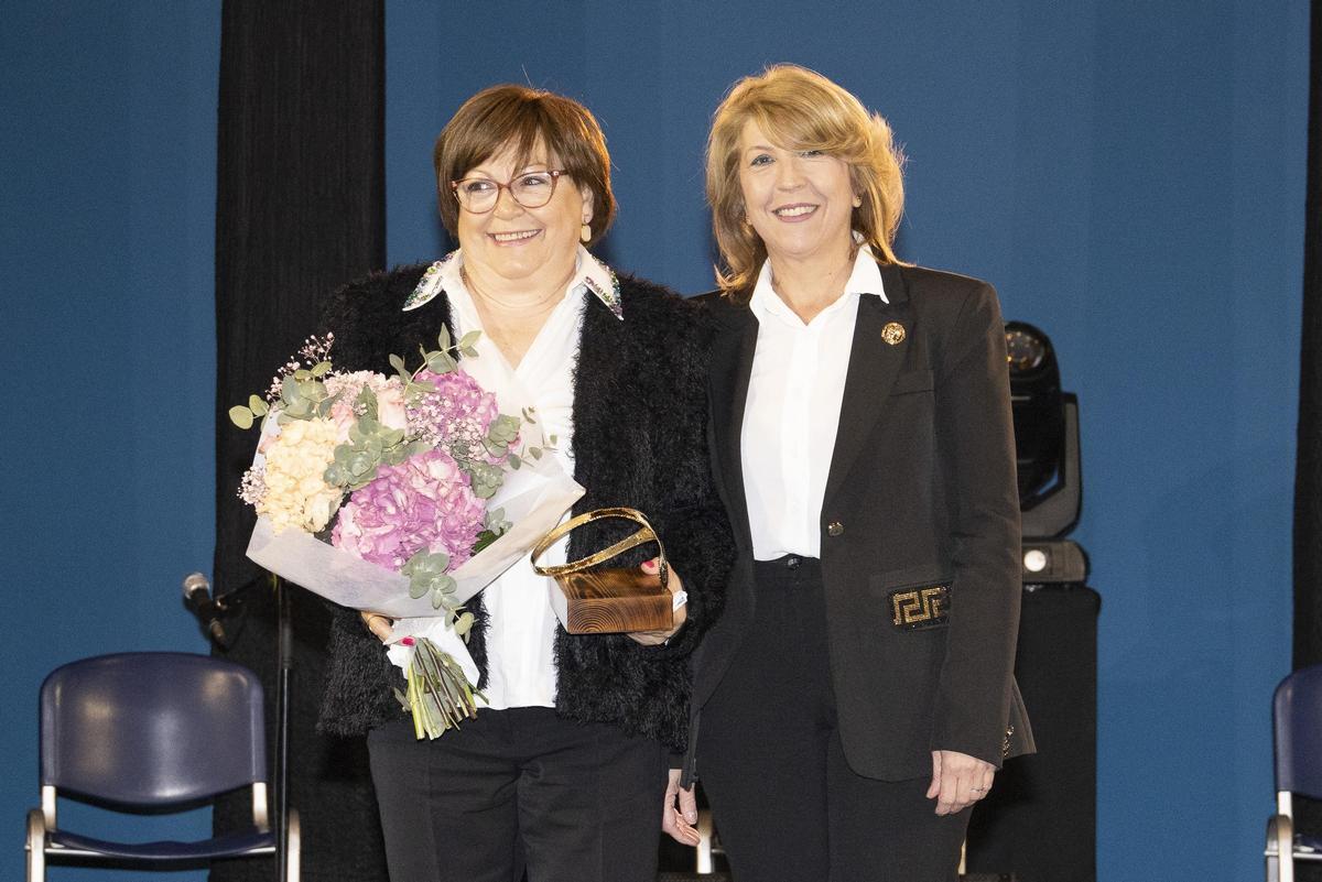 Acto institucional con motivo del ‘Día Internacional de las Mujeres’, con la entrega de galardones y la actuación del grupo ‘Mujeres flamencas’
