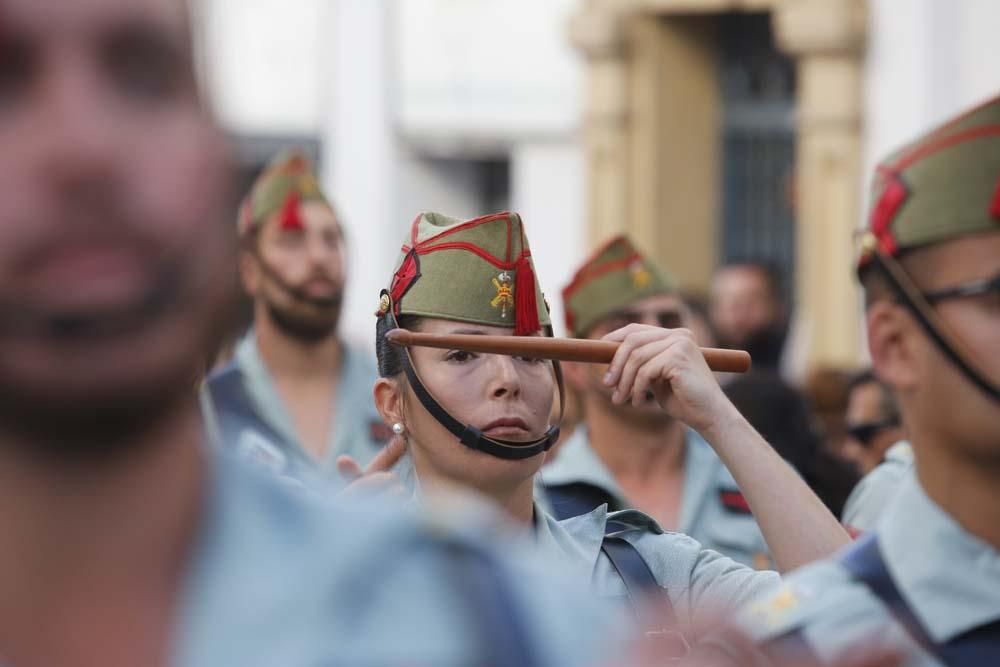 La hermandad de la Caridad y los legionarios