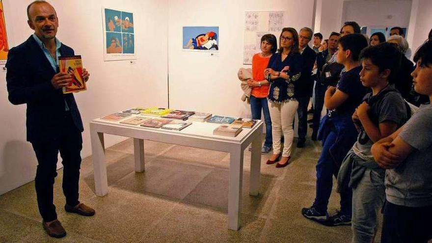 Exposición de novelas gráficas en la Biblioteca Pública