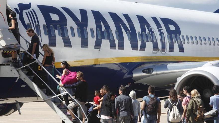 Ryanair anuncia dues noves rutes aquest estiu des de Girona