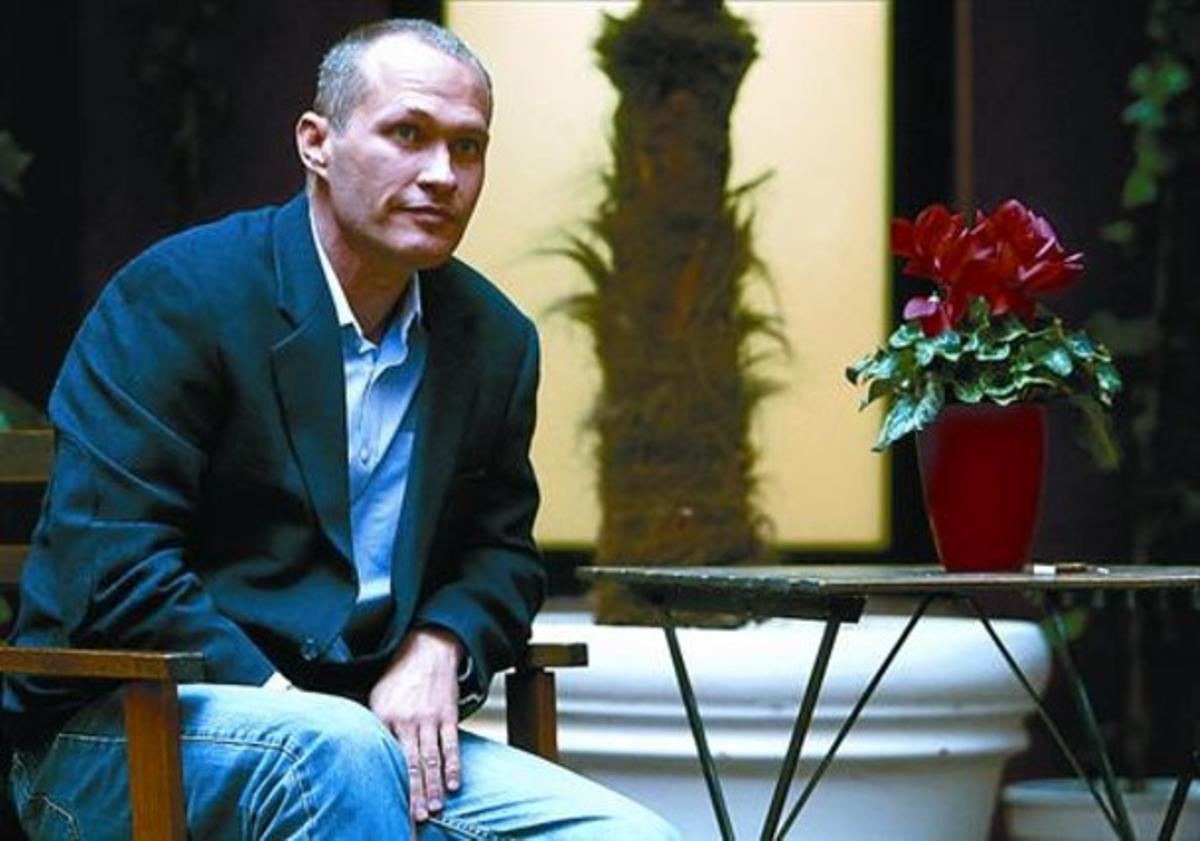 L’autor nord-americà David Vann, la setmana passada, en un hotel de Madrid. L’autor nord-americà David Vann, la setmana passada, en un hotel de Madrid.