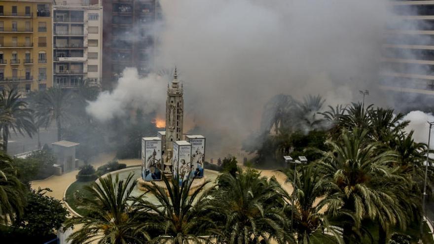 Encuesta: ¿Qué harías con las mascletàs de Luceros?