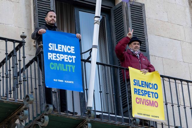 Protesta de los vecinos del Casco Antiguo de Alicante contra el ruido