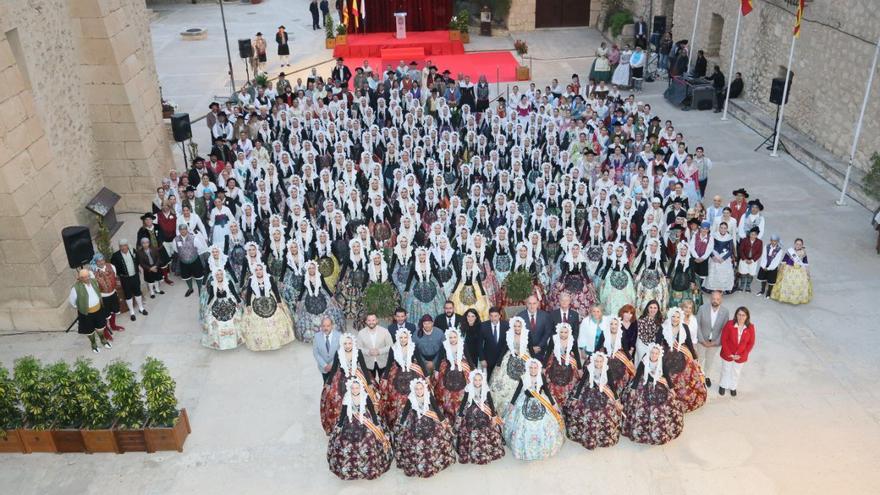 Las candidatas a Bellea del Foc se adueñan del castillo de Santa Bárbara