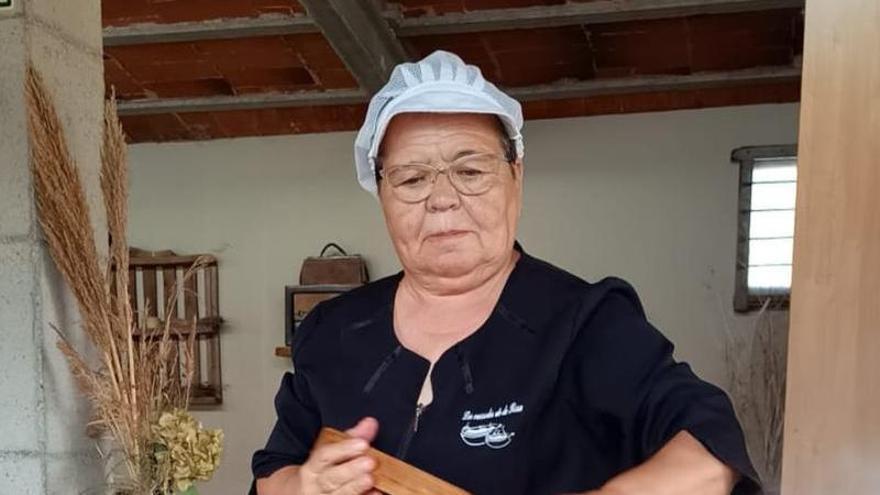 «La gent demana sushi a casa i jo els porto arrossos i guisats»