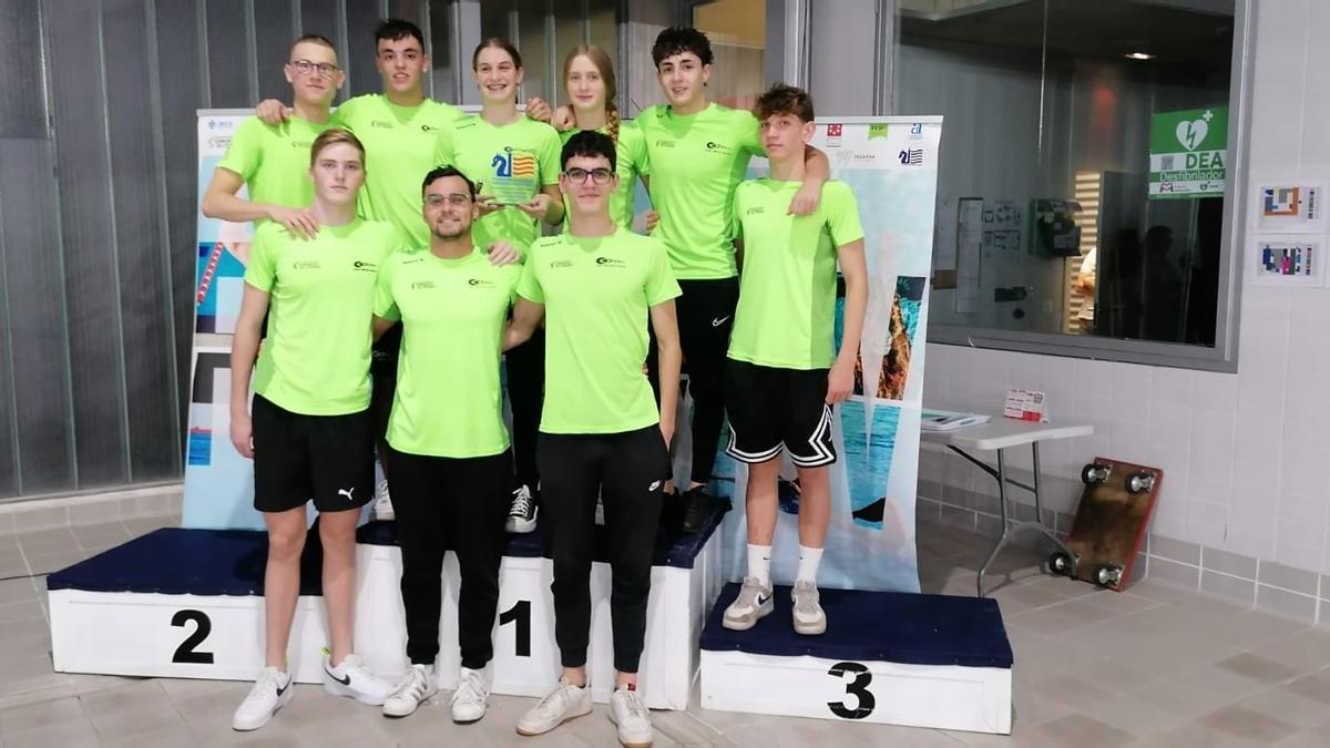 Componentes de la sección de natación del CT Elche