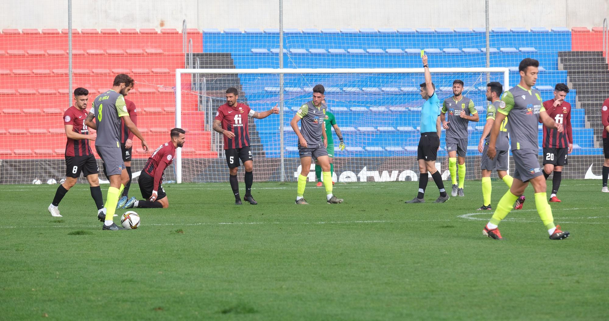 El Eldense gana gracias a la insistencia de Pablo (2-1)