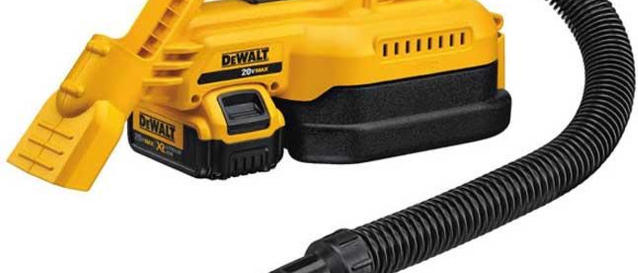 El aspirador sin cable de DeWalt es muy potente.