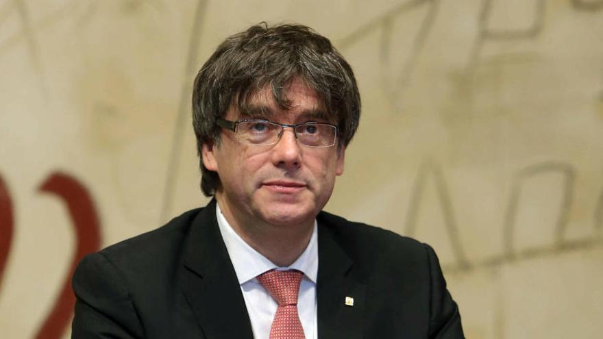 Puigdemont: &quot;A tot un poble mobilitzat no li podran fer ni pessigolles&quot;