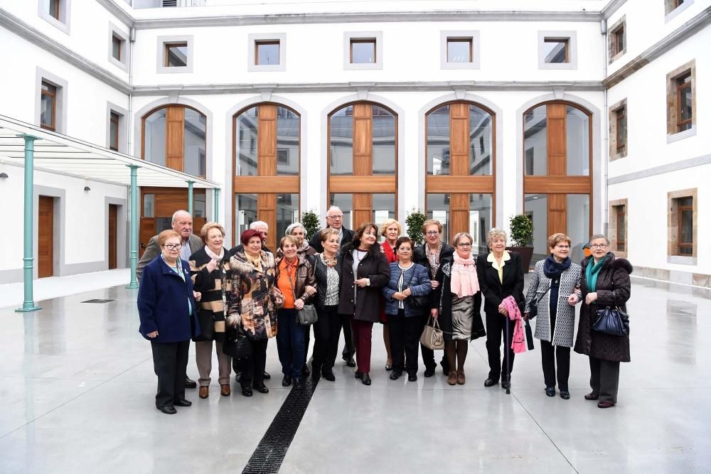 El proyecto de remodelación de la antigua Fábrica de Tabacos se ha retrasado tres años. El Ayuntamiento cedió el edificio a la Xunta en 2010 a cambio de que ejecutase las obras.