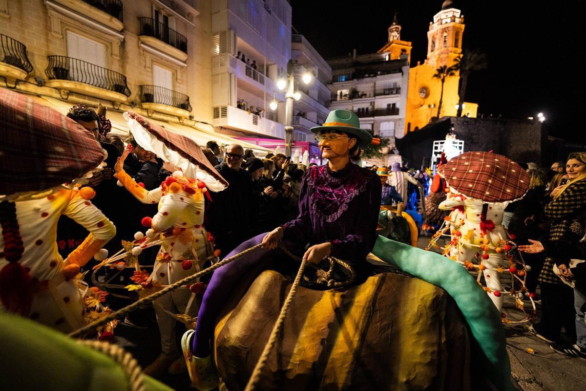 Llegada y presentación del Rei Carnestoltes en Sitges, en el carnaval de 2024