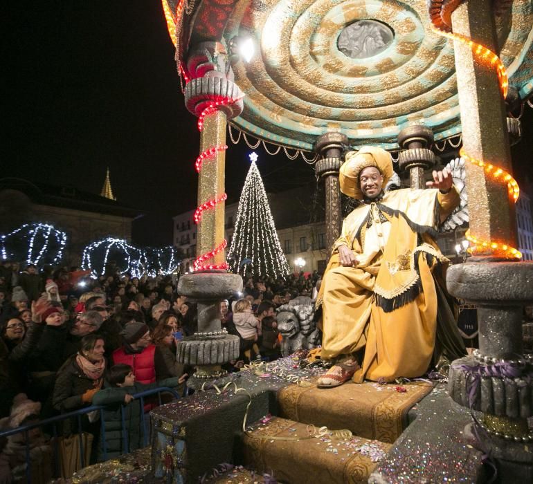 Cabalgata de los Reyes Magos en Oviedo