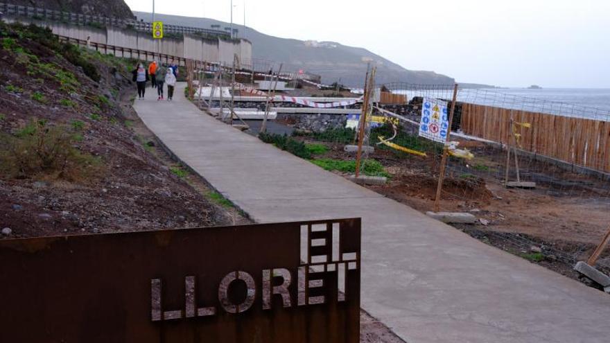 Las obras en el mirador del Lloret, pendientes de la llegada de una pieza