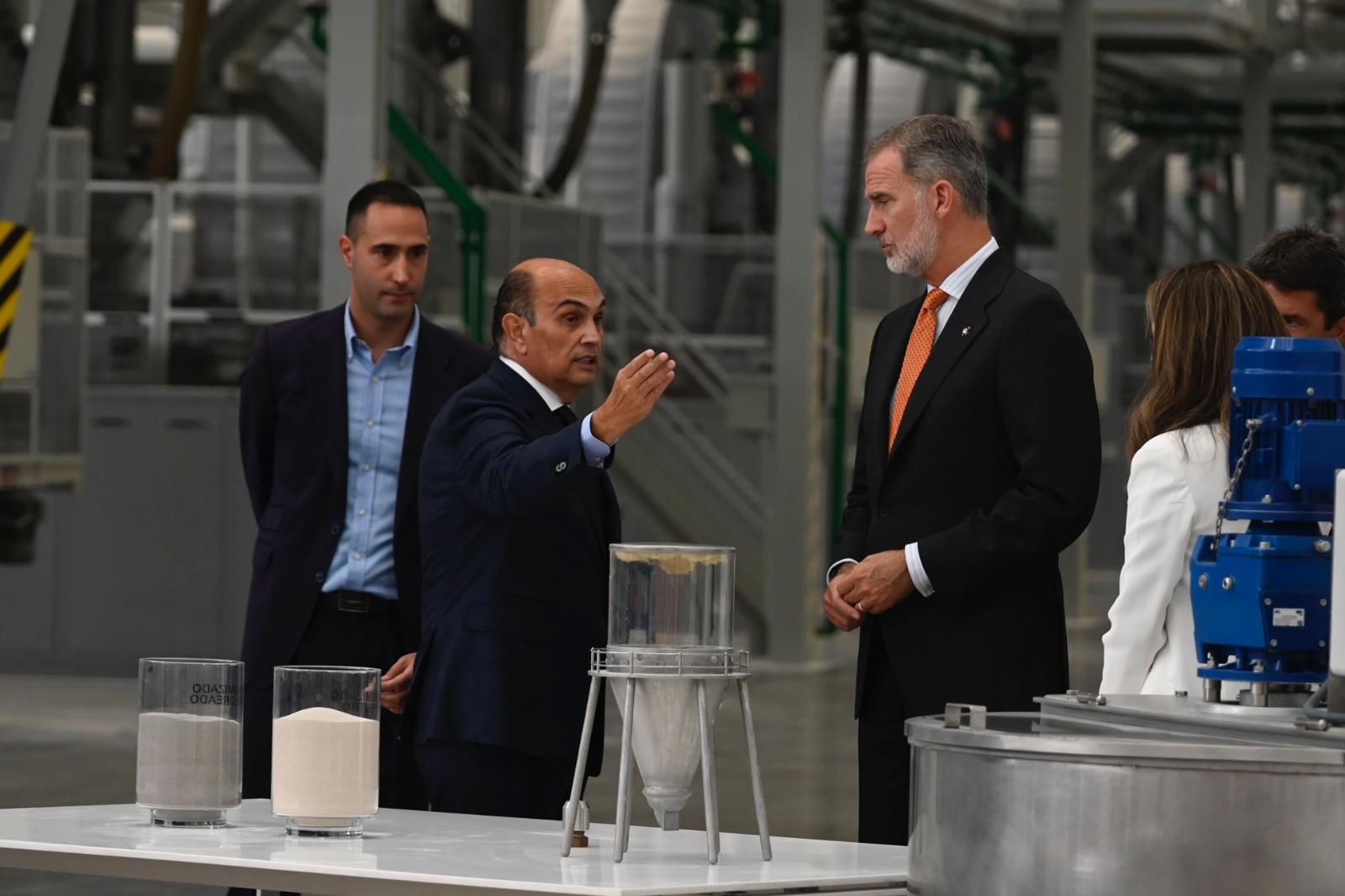 El rey Felipe VI visita Porcelanosa para conmemorar su 50 aniversario