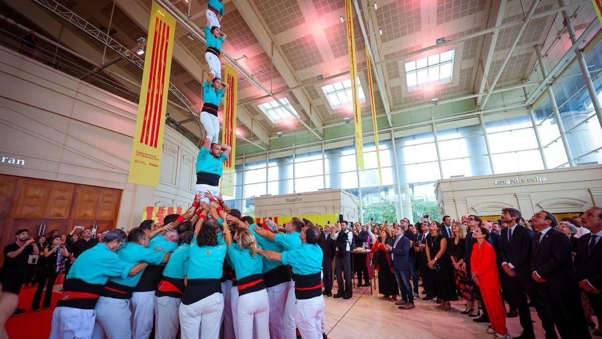 El acto institucional de la Diada reúne las voces de Antonio Orozco, Ven'nus o Queralt Lahoz