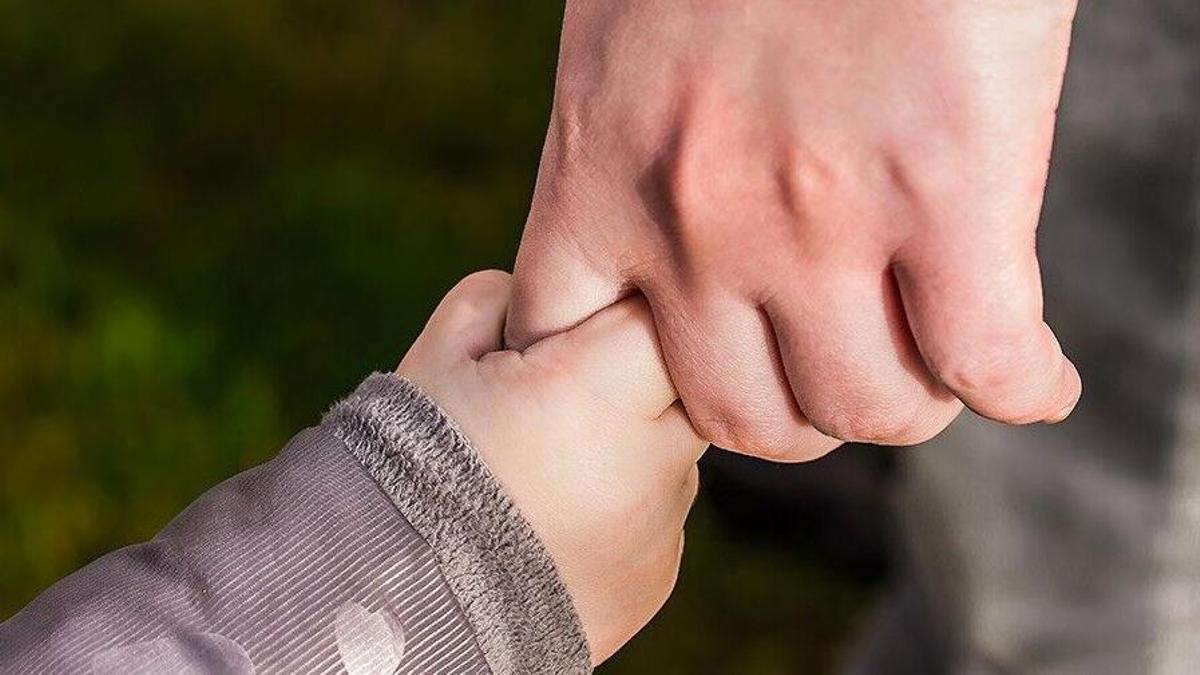 Galicia lidera el acogimiento especializado con dedicación exclusiva, con más familias que el resto de España junta: «Se trata de adaptar los recursos a los niños, y no los niños a los recursos»