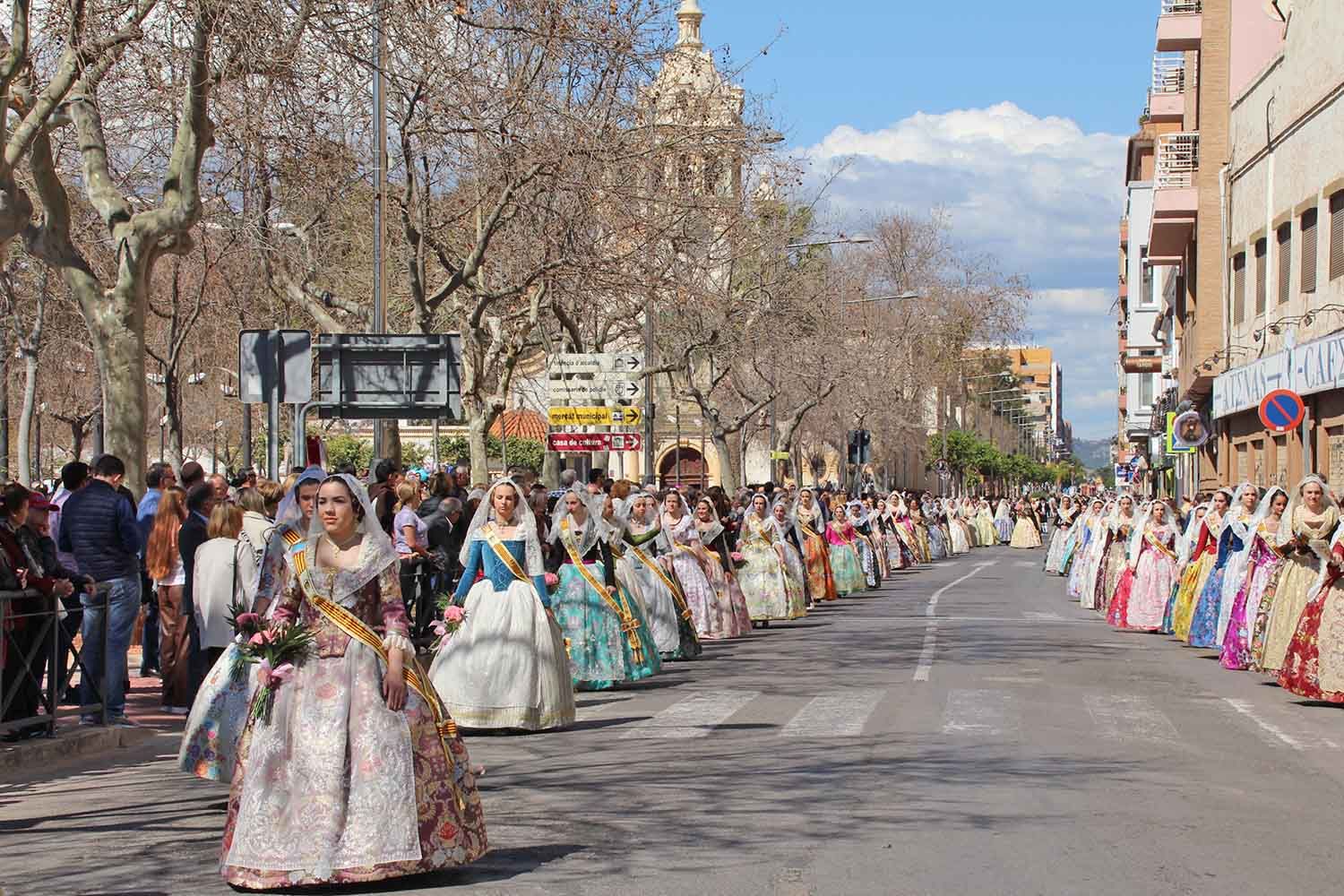 Ofrenda en el Port de Sagunt