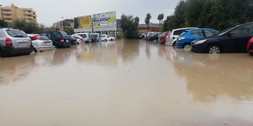 Caos y calles inundadas en Ibiza por la lluvia (27 agosto 2019)