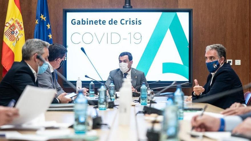 Reunión del presidente Juanma Moreno con el Gabinete de Crisis.